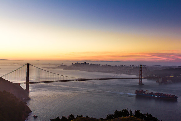 Golden Gate Bridge at Sunrise / Marin Headlands, San Francisco